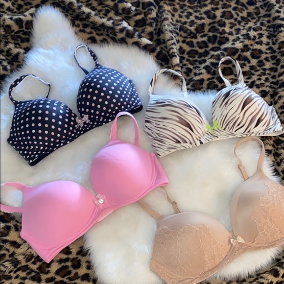 Victoria's Secret Other - Victoria secret no wire bras